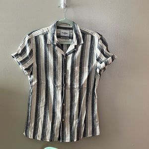 Goodfellow & Co linen button down